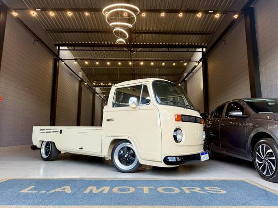 VOLKSWAGEN KOMBI 1.6 MI PICK-UP CS 8V GASOLINA 2P MANUAL VOLKSWAGEN KOMBI 1.6 MI PICK-UP CS 8V GASOLINA 2P MANUAL